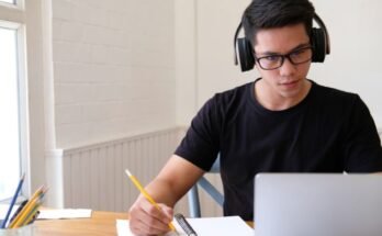 online tanfolyamok munka mellett