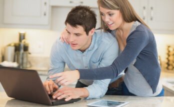 laptop férfi nő